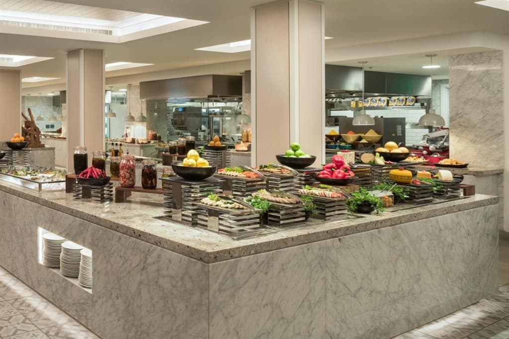 Crowne Plaza Muscat