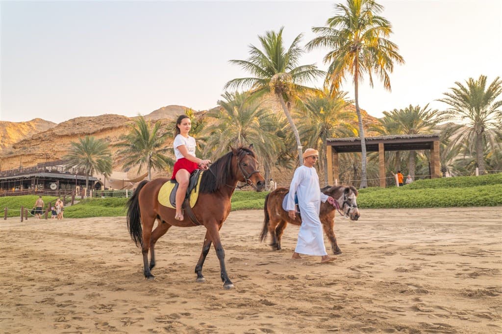 DoubleTree by Hilton Muscat Al Waha (ex. Shangri-La Barr Al Jissah- Al Waha) (Planet Fun)