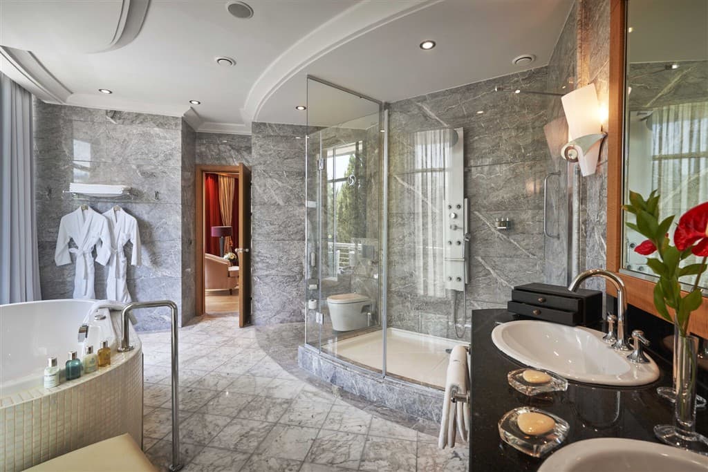 Calista Luxury Resort
