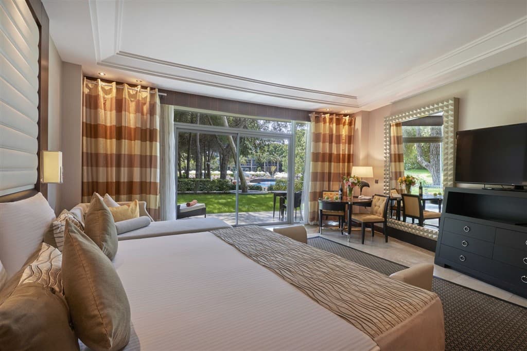 Calista Luxury Resort