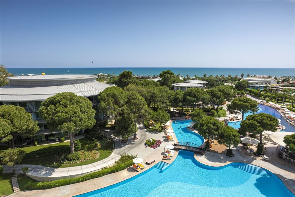 Calista Luxury Resort