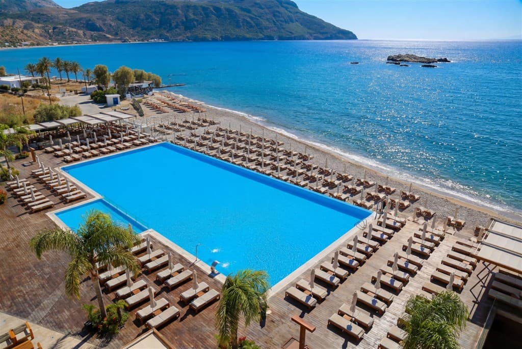 infinity pool alimounda