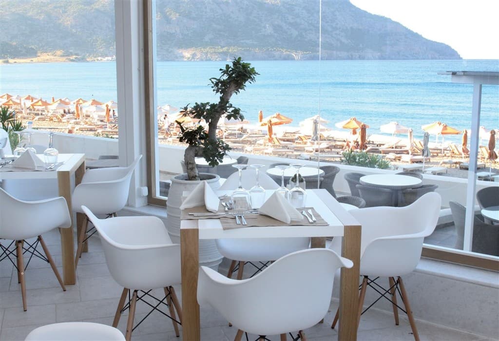 Konstantinos Palace