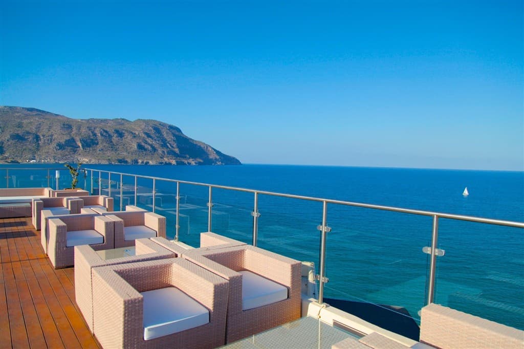 Konstantinos Palace