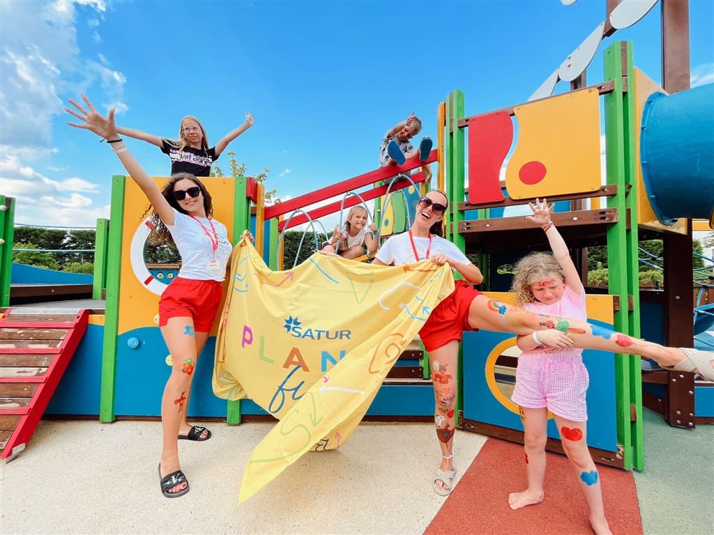 Wave Resort (Planet Fun)