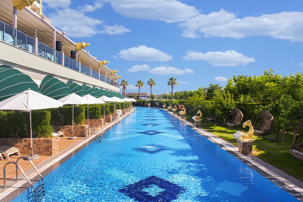 Izby s privátnym bazénom v hoteli Delphin Imperial