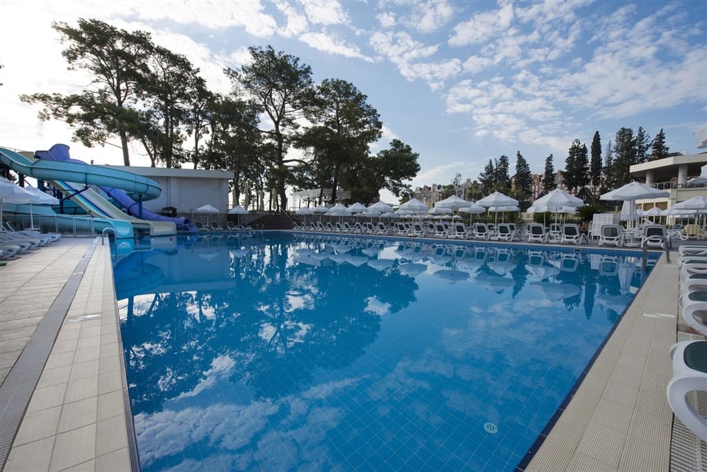 Akra Kemer (ex Barut Kemer)