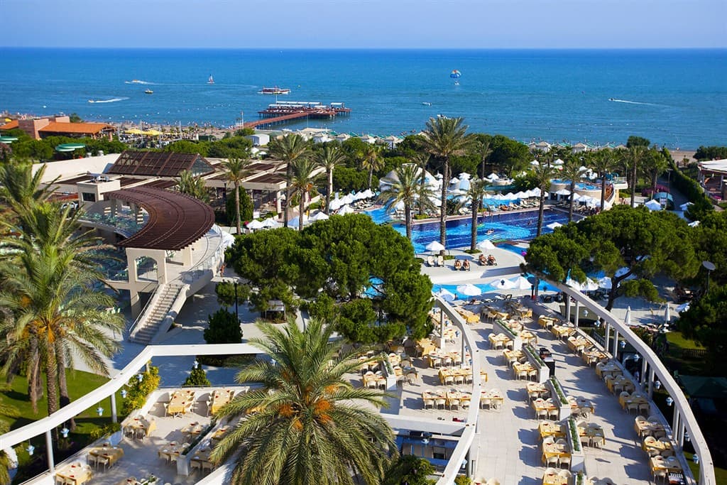 Areál v Limak Atlantis Deluxe Hotel & Resort
