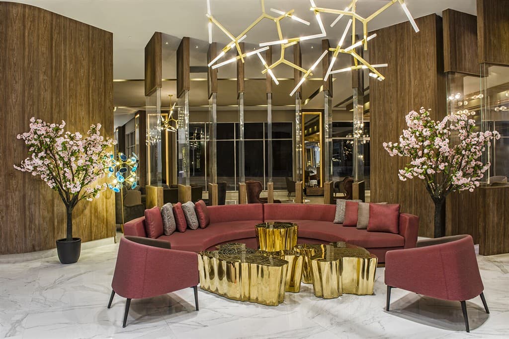 Lobby v Delphin Be Grand Resort