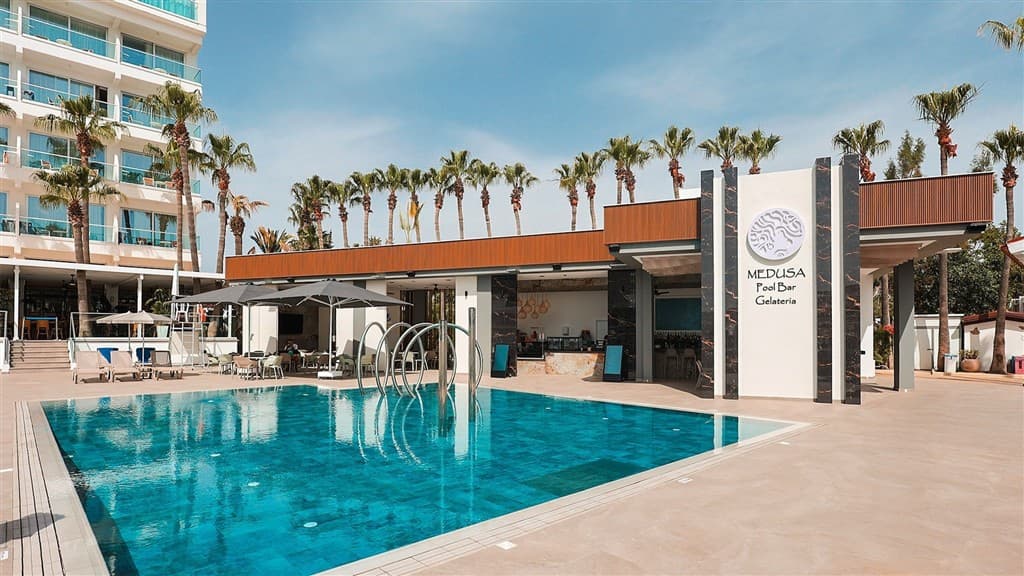 Cavo Maris Beach