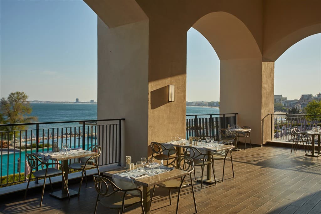 Secrets Sunny Beach Resort & Spa