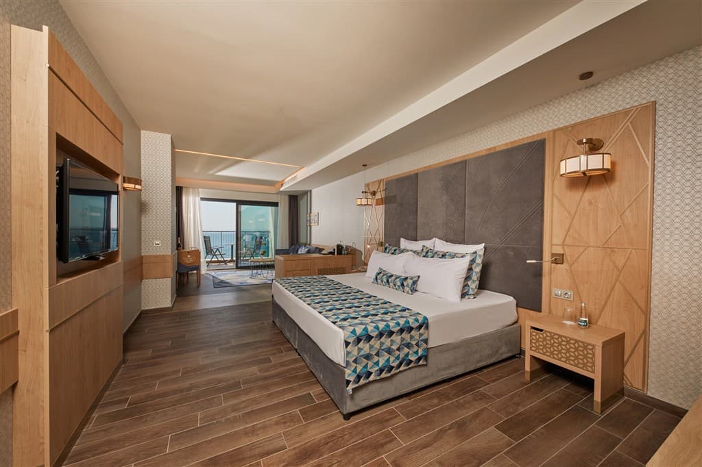 Secrets Sunny Beach Resort & Spa