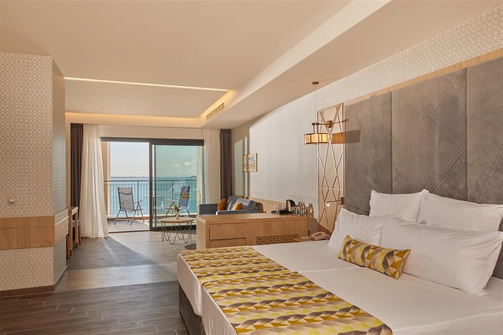 Secrets Sunny Beach Resort & Spa