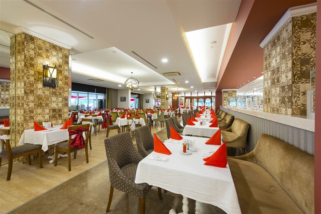 Reštaurácia v Side Star Resort