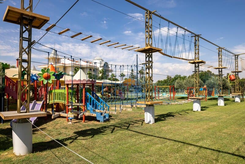Side Star Resort (Planet Fun)