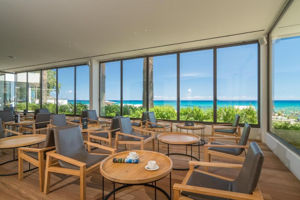 Caravel Suites