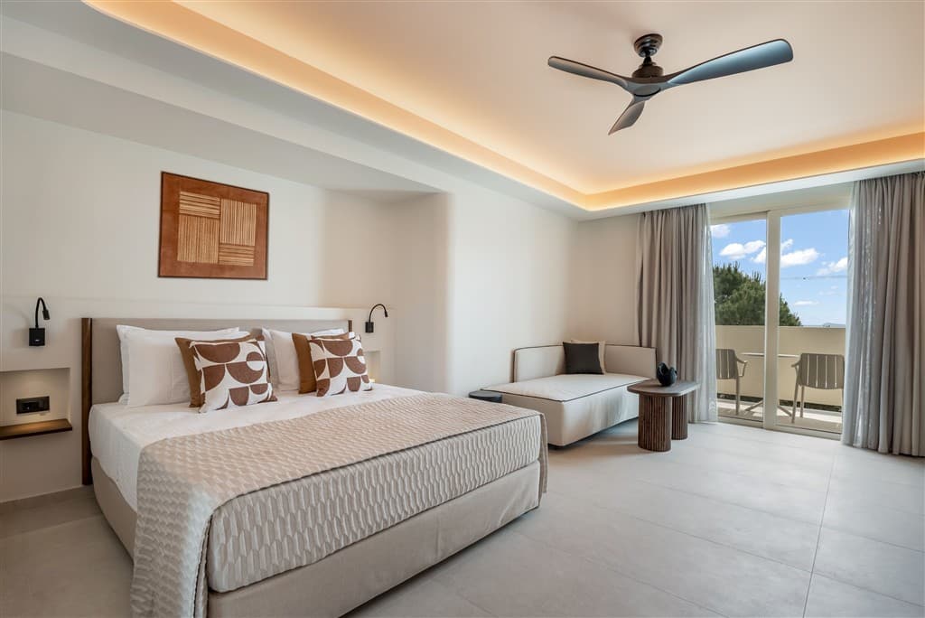 deluxe room Kouros Palace Active Lifestyle