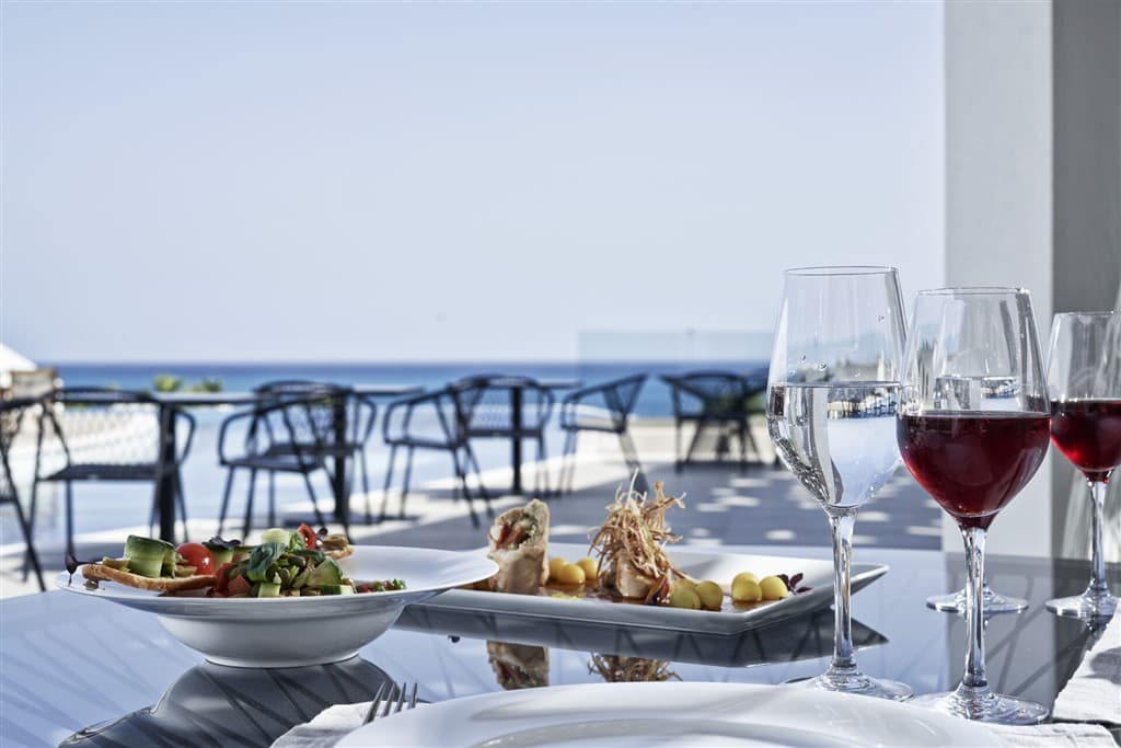 Mayia Exclusive Resort & Spa