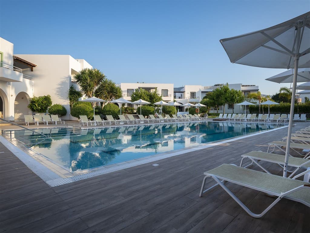 Alexandra Beach Aparthotel