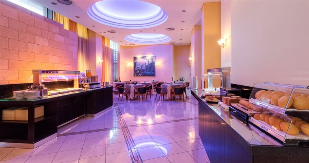 Alexandra Beach Aparthotel