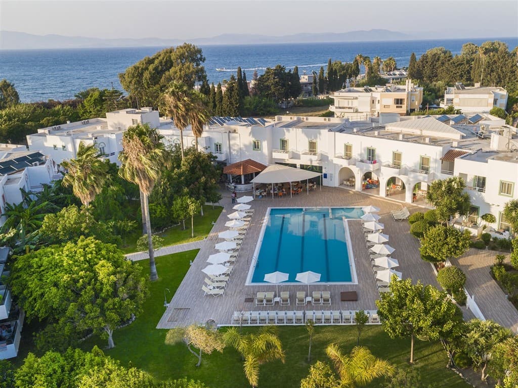 Alexandra Beach Aparthotel