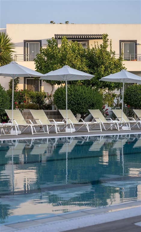 Alexandra Beach Aparthotel