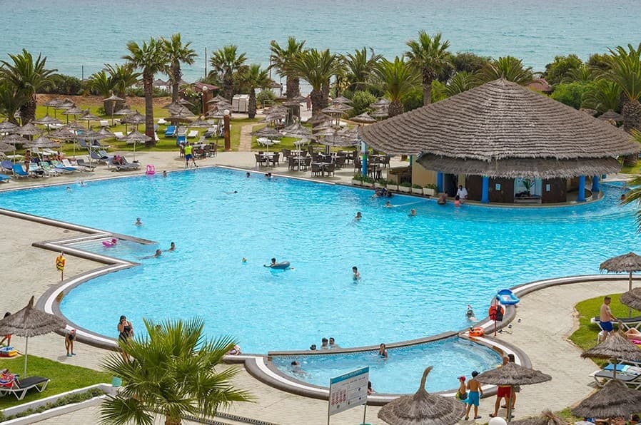 Caribbean World Mahdia pool bar