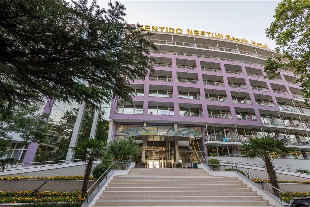 Sentido Neptun Beach