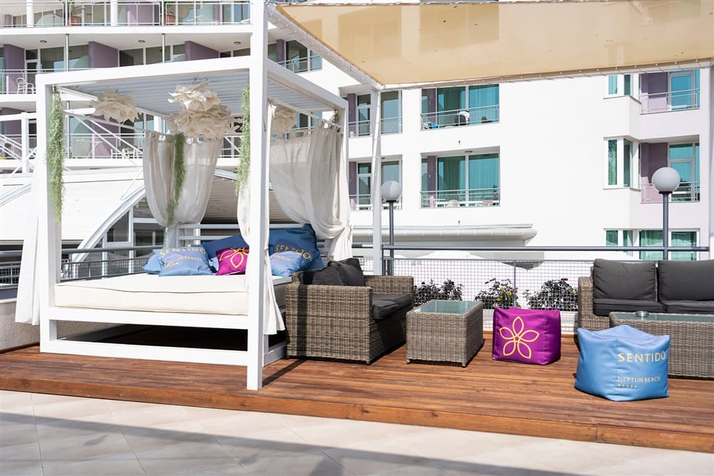 Sentido Neptun Beach