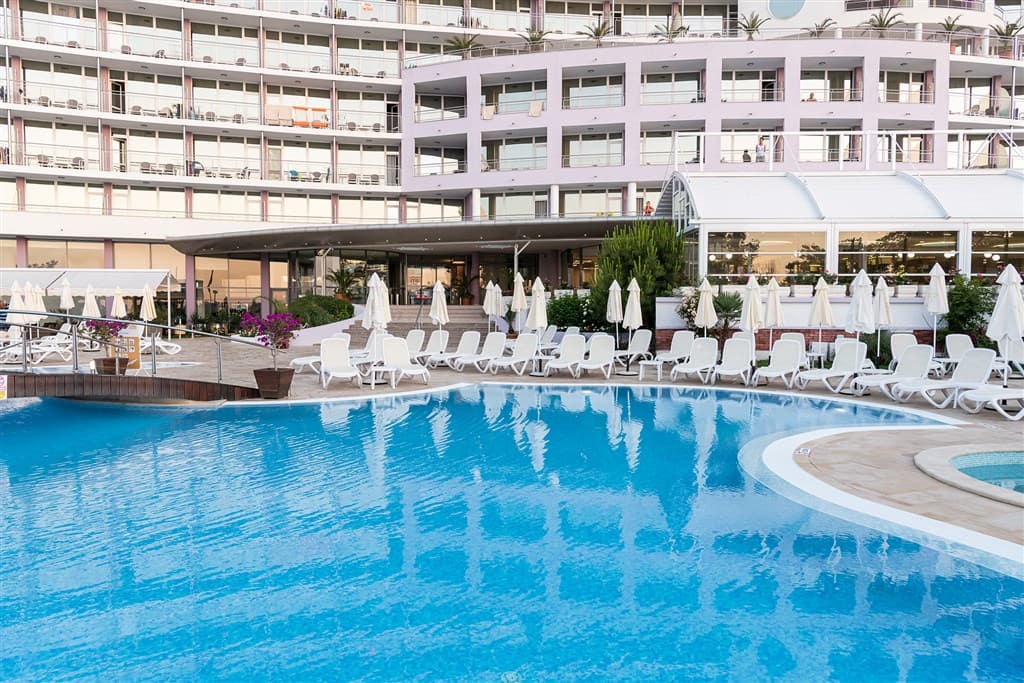 Sentido Neptun Beach