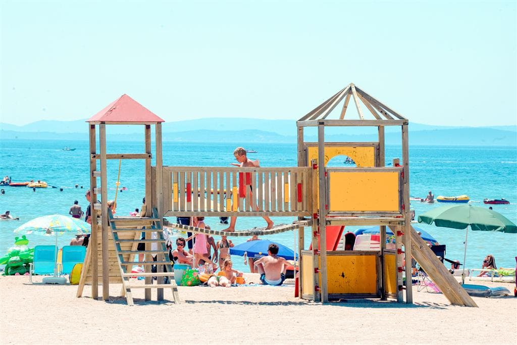Zaton Holiday Resort