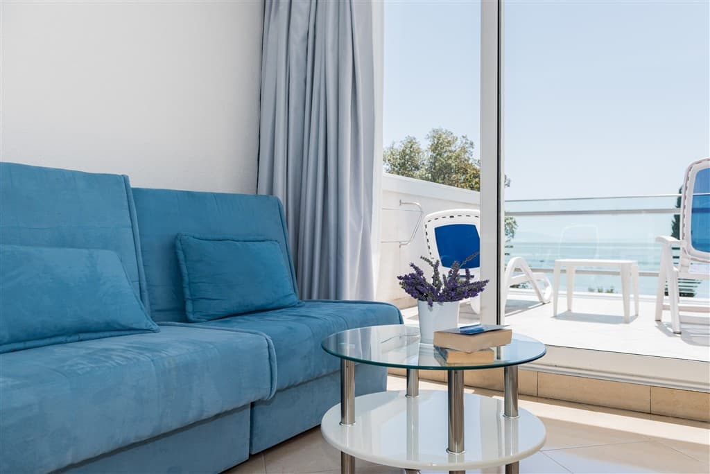 Mimosa / Lido Palace