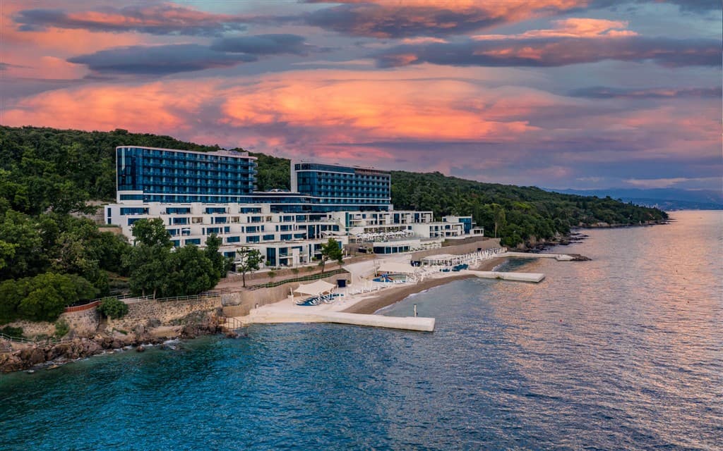 Hilton Rijeka Costabella Beach Resort & Spa