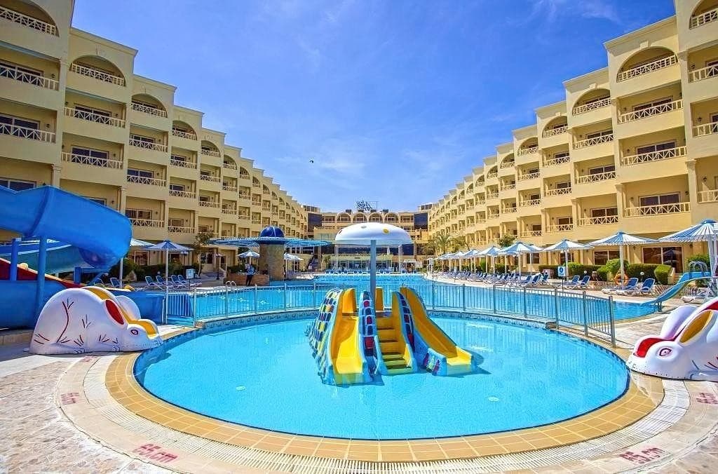 Amc Royal Hotel & Spa