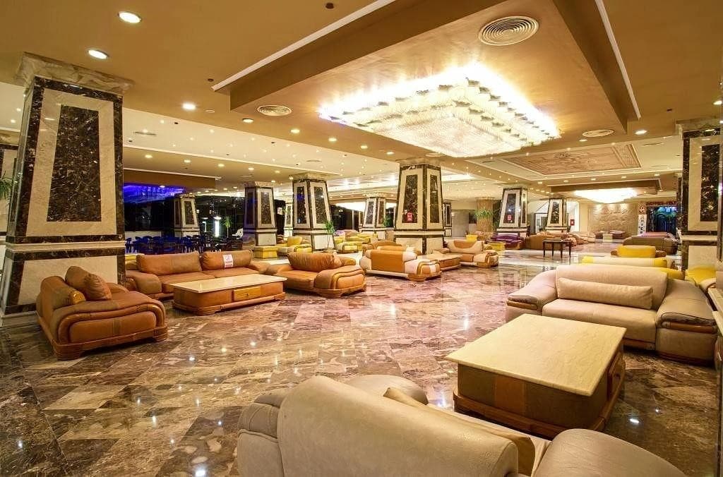 Amc Royal Hotel & Spa