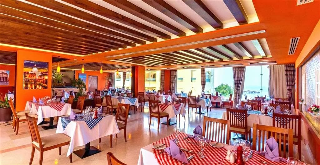 Concorde Moreen Beach Resort & Spa
