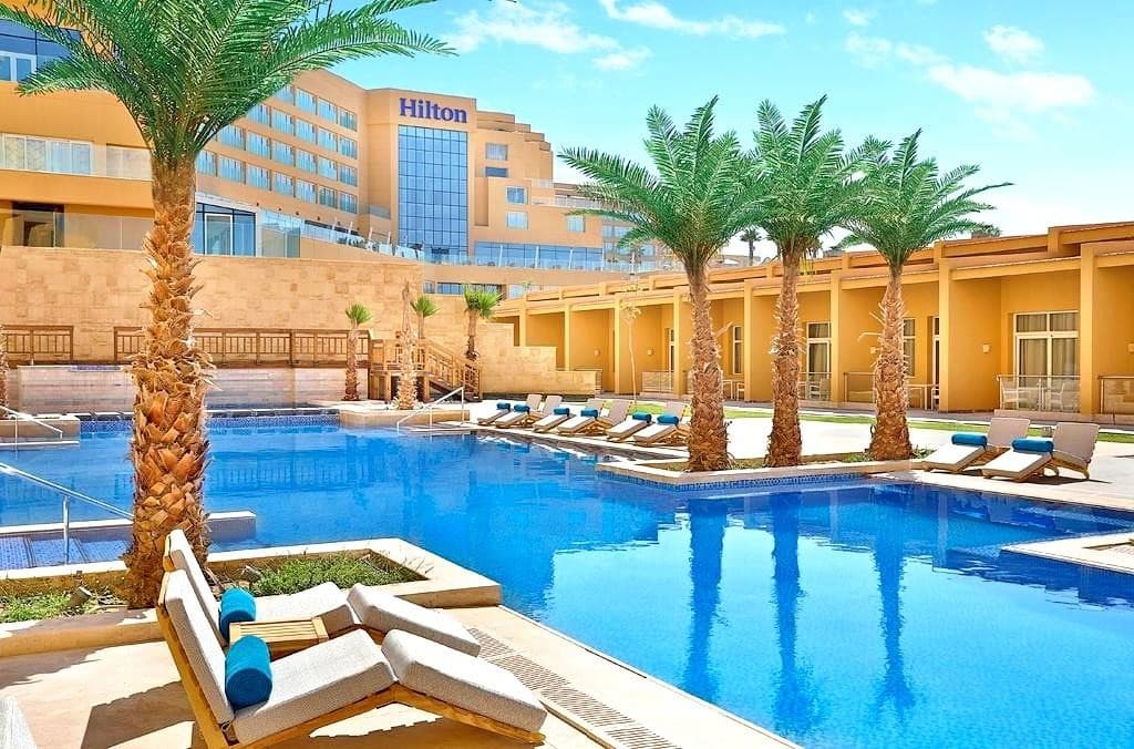 Hilton Plaza Hotel