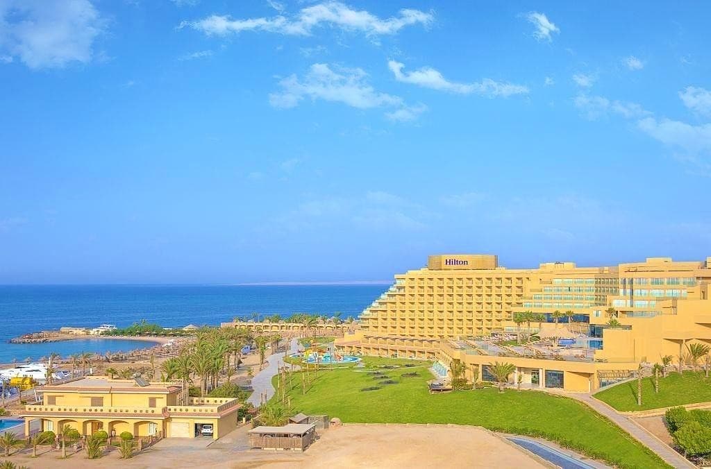 Hilton Plaza Hotel