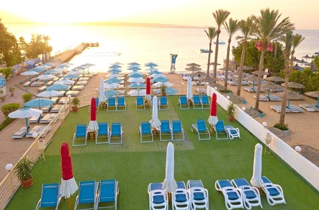 Minamark Beach Resort
