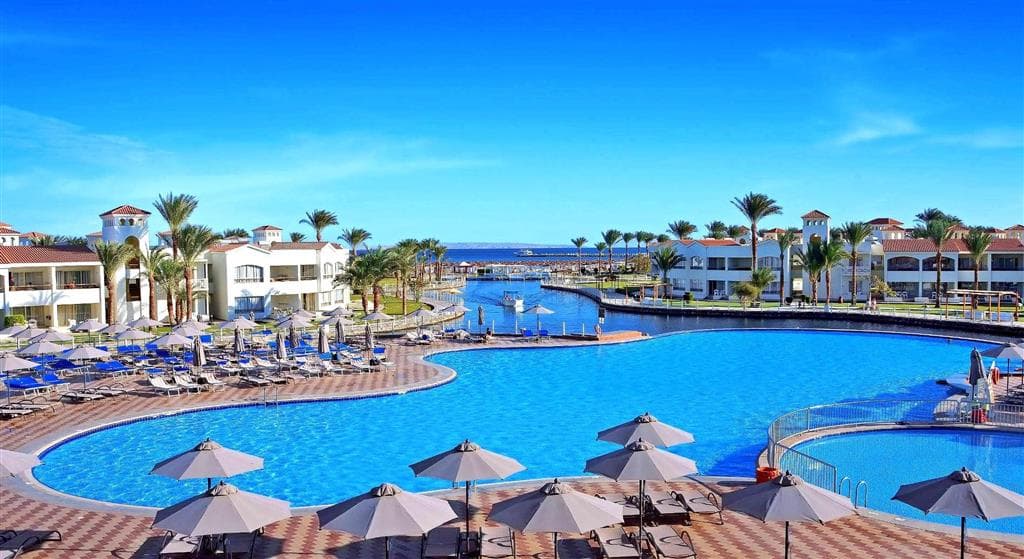 Pickalbatros Dana Beach Resort