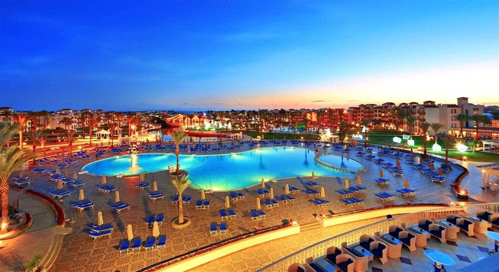Pickalbatros Dana Beach Resort