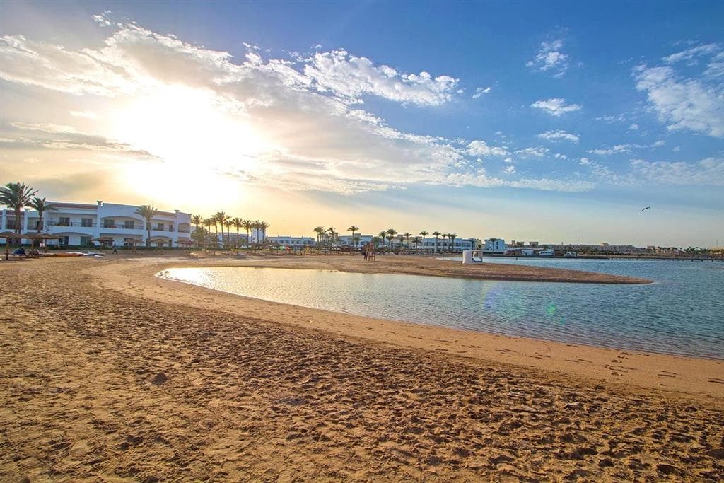 Protels Grand Seas Resort