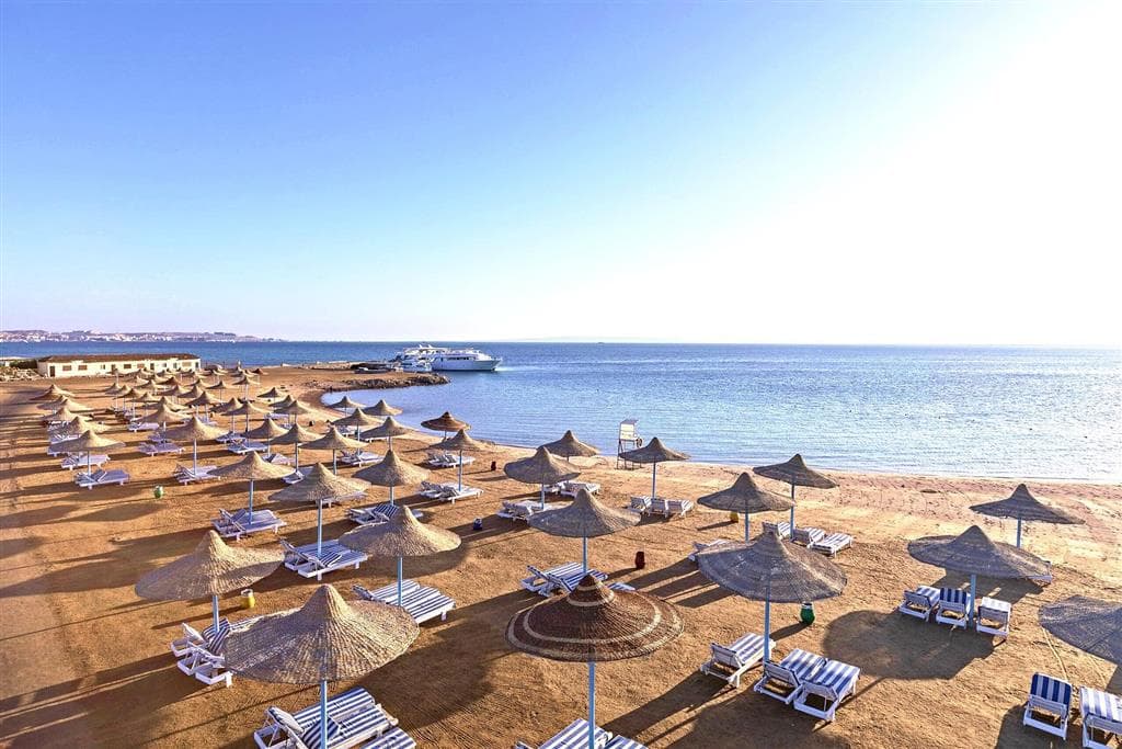 Royal Lagoons Resort & Aqua Park