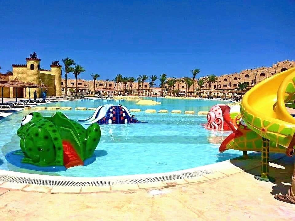 Royal Lagoons Resort & Aqua Park