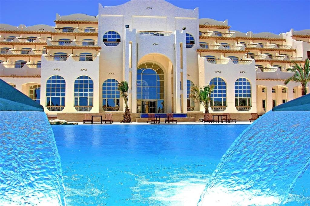 Royal Lagoons Resort & Aqua Park