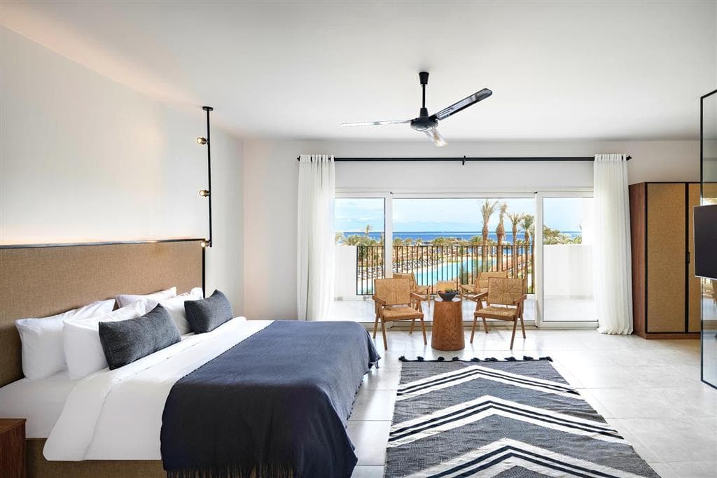 Serry Beach Resort