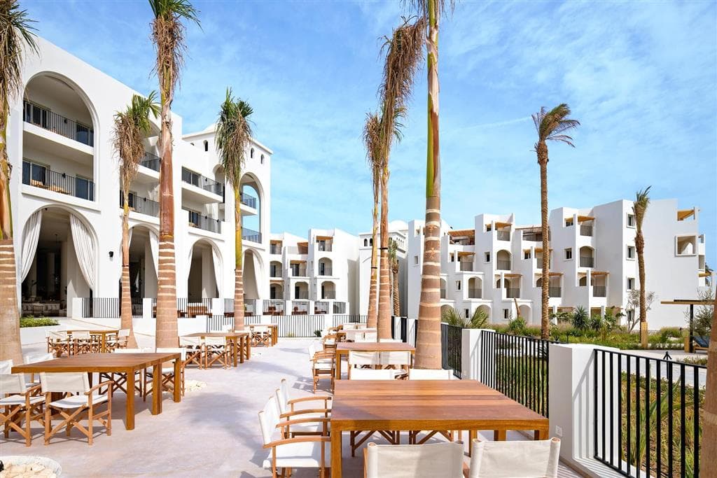 Serry Beach Resort