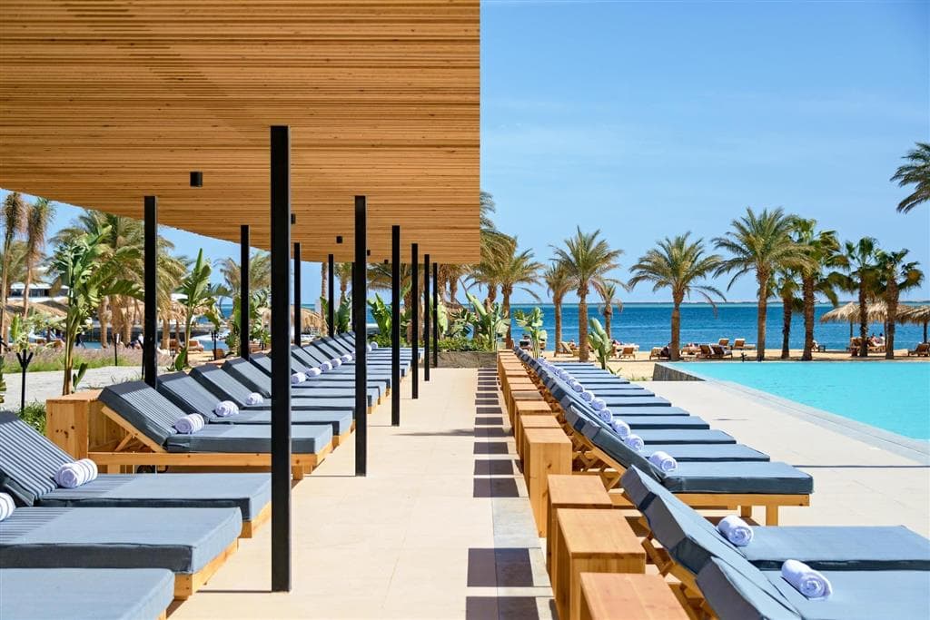 Serry Beach Resort