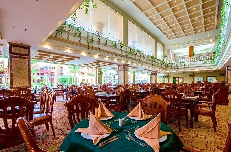 Titanic Palace Resort