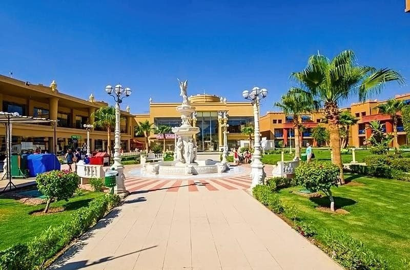 Titanic Palace Resort